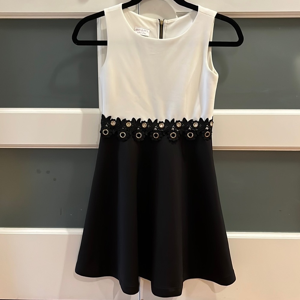 Iris & Ivy girls party/dance dress (black/off white)